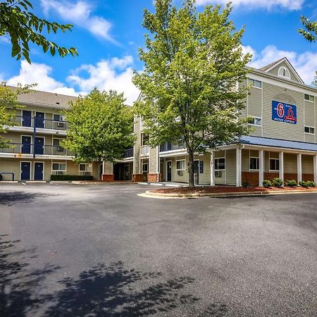 Motel 6-Greensboro, Nc - I-40 Εξωτερικό φωτογραφία