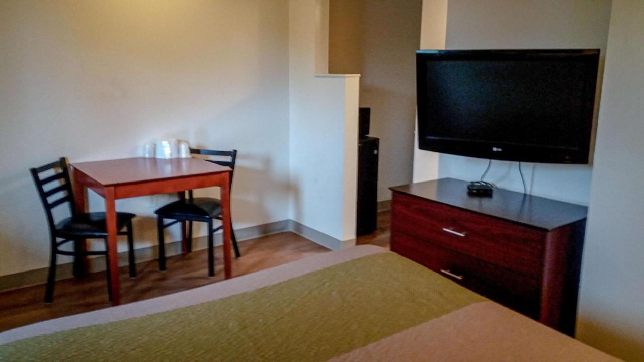 Motel 6-Greensboro, Nc - I-40 Εξωτερικό φωτογραφία