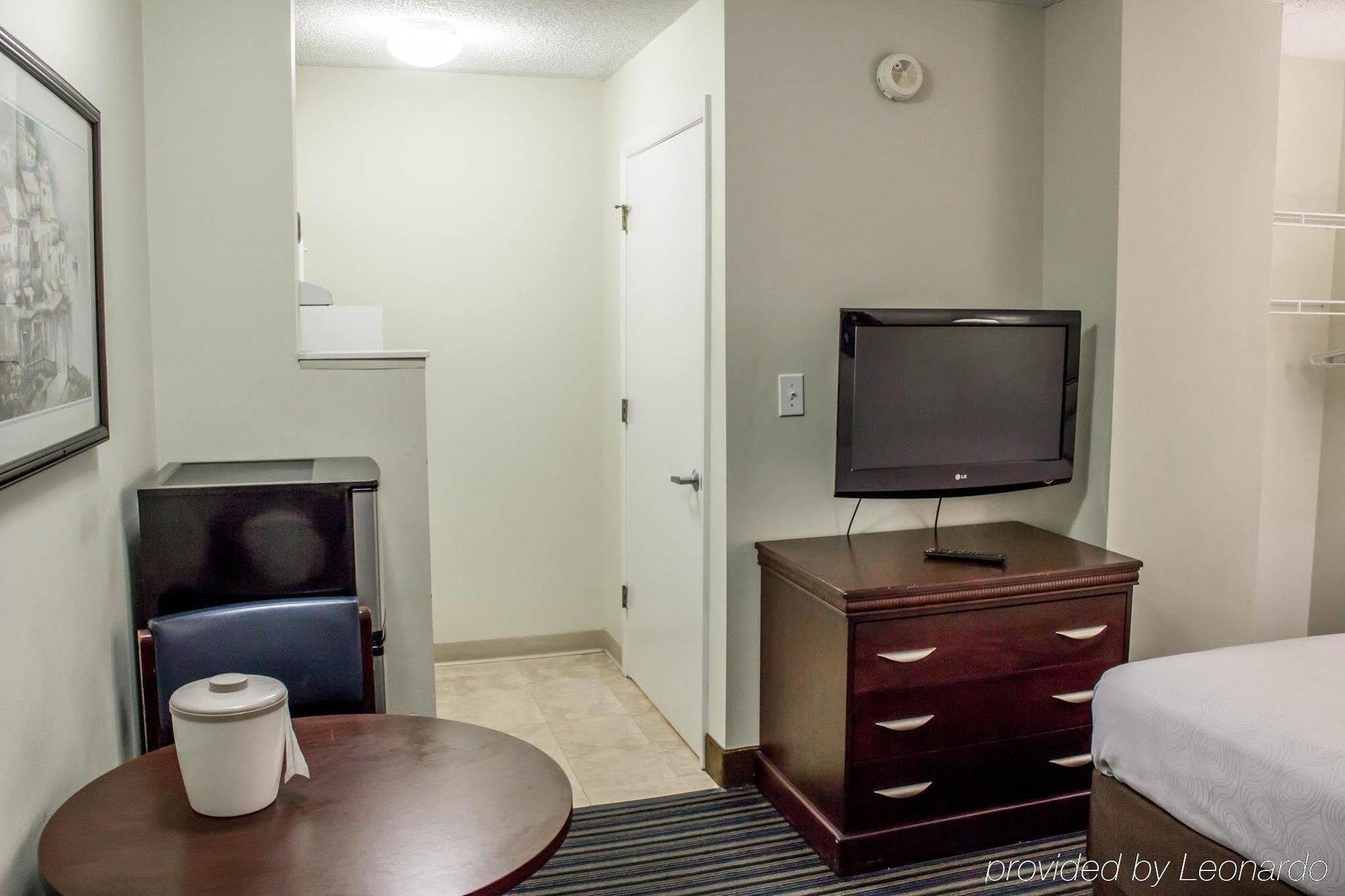Motel 6-Greensboro, Nc - I-40 Εξωτερικό φωτογραφία