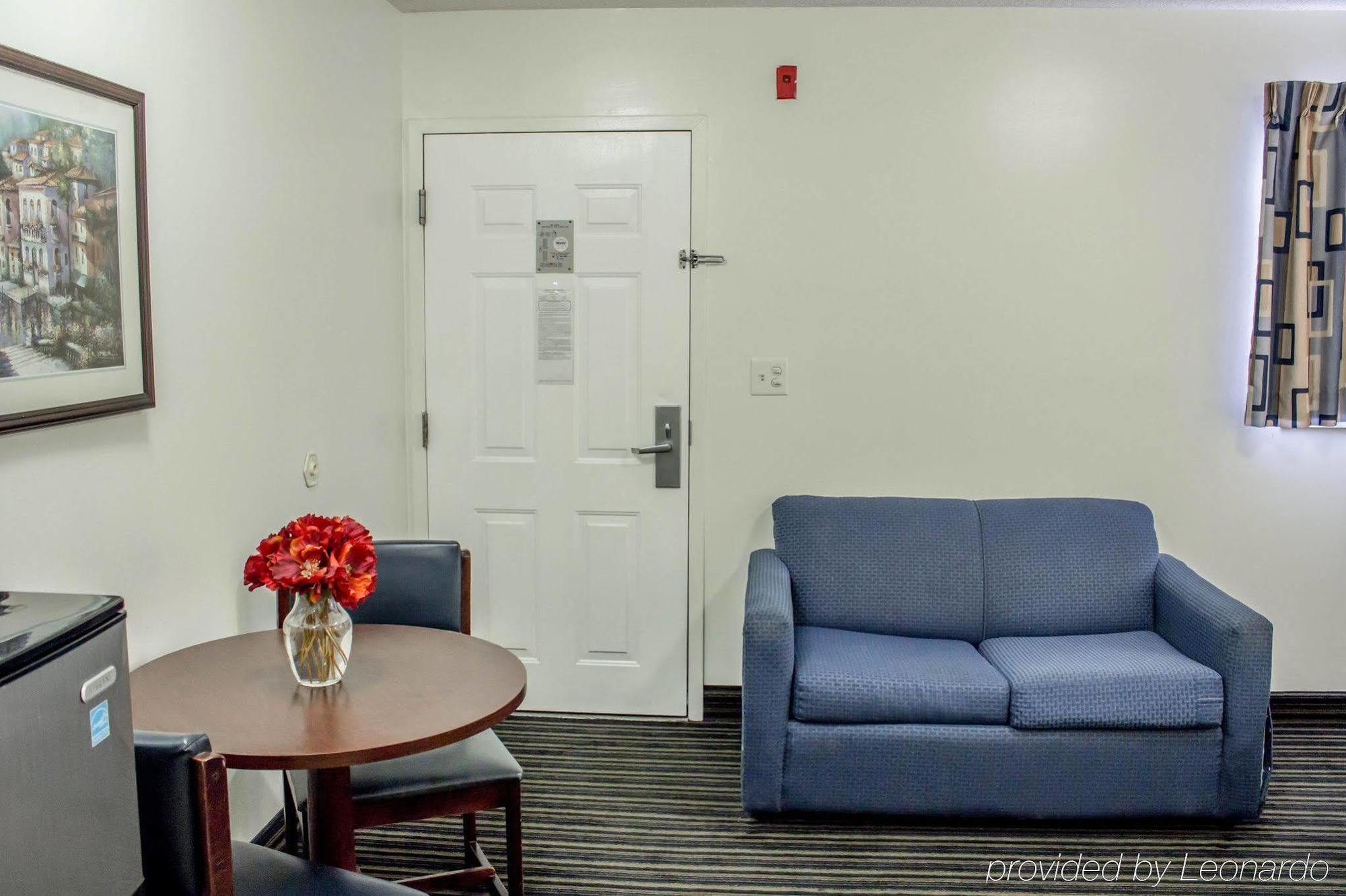 Motel 6-Greensboro, Nc - I-40 Εξωτερικό φωτογραφία